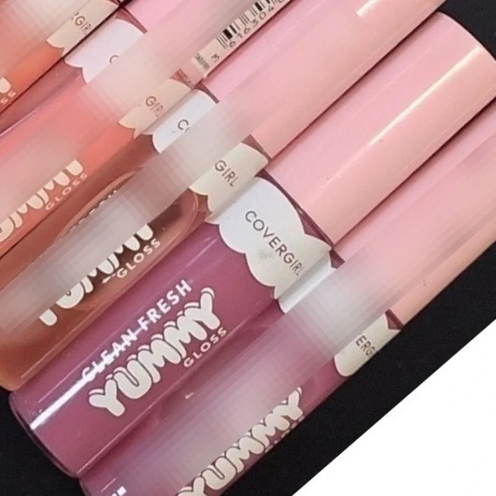Covergirl Clean Fresh Yummy Gloss 200 LAUGH VENDER -  NWOB‎ +more save shipping